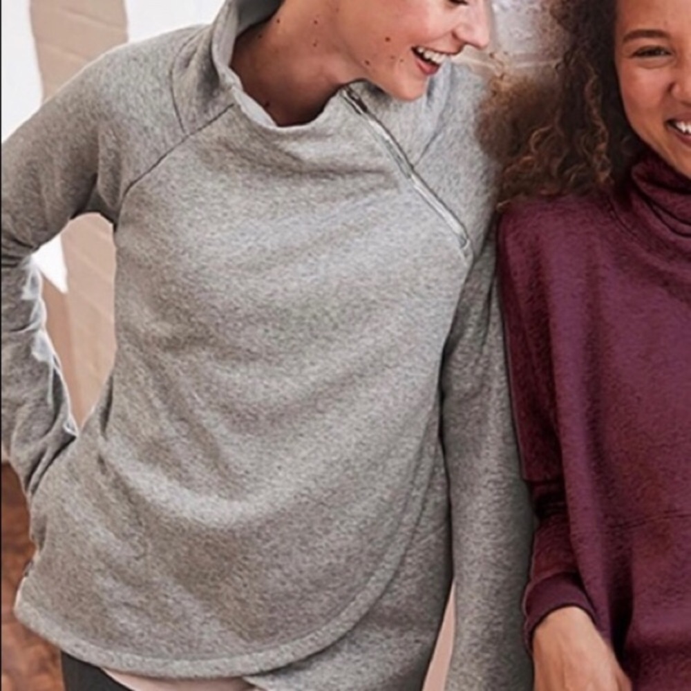 Athleta Cozy Karma Asym Pullover